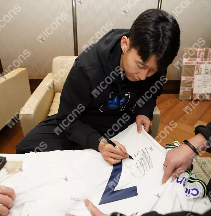 Son Heung-min Tottenham Hotspur 2022-23 Home Shirt In Hero Frame: "COYS" Inscription