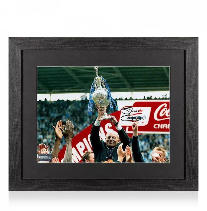 Steve Coppell Signed Reading Photo In Black Wooden Frame: Coca-Cola Championship Winner 2005-06
