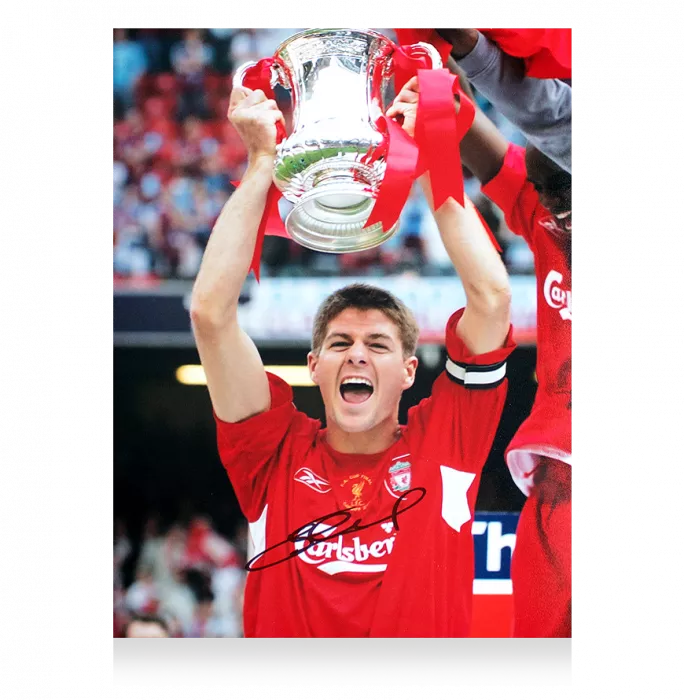 Steven Gerrard Signed Liverpool FC Photo In Premium Photo Frame: 2006 FA Cup Winner