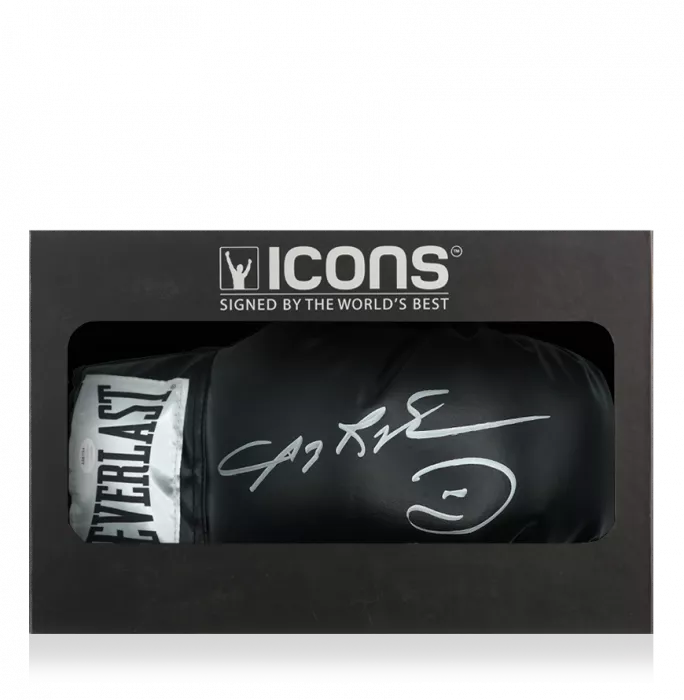 Sugar Ray Leonard Signed Everlast Black Boxing Glove In Deluxe Packaging