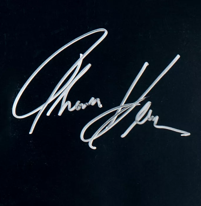 Sugar Ray Leonard & Thomas Hearns Dual Signed Photo: The Showdown