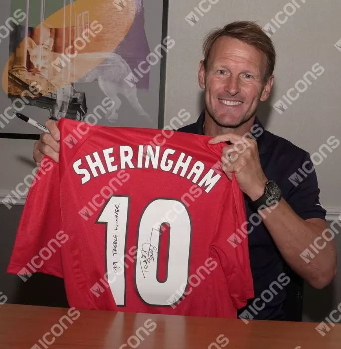 Teddy Sheringham Back Signed Manchester United 1999 Home Shirt In Classic Frame: '1998-99 Treble Winner' Inscription