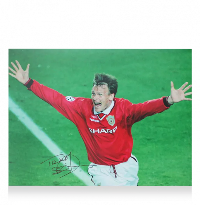 Teddy Sheringham Official UEFA Champions League Signed And Framed Manchester United Photo: UEFA Champions League Final Goal