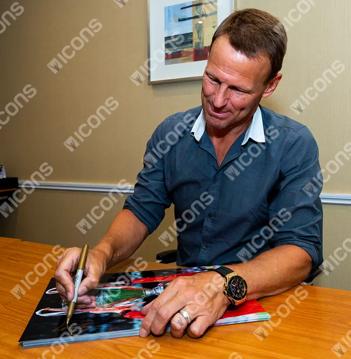 Teddy Sheringham Signed And Framed Manchester United Photo: 1999 UEFA Champions League Winner
