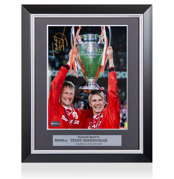 Teddy Sheringham Signed and Framed Manchester United Photo: 1999 UEFA Champions League Winner