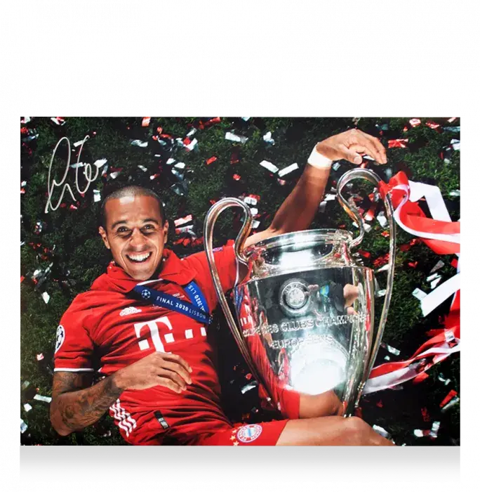 Thiago Alcantara Official UEFA Champions League Signed And Framed FC Bayern Munich Photo: UEFA Champions League Winner