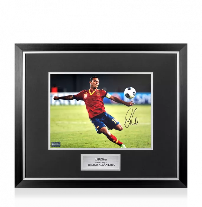 Thiago Alcantara Signed Spain Photo In Premium Photo Frame: La Roja Star