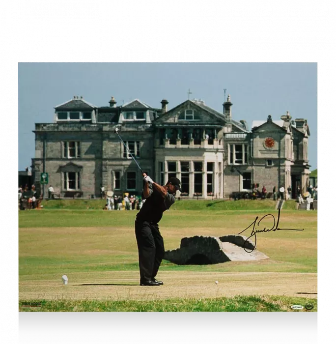 Tiger Woods Signed Photo: 2000 Champion Golfer of the Year