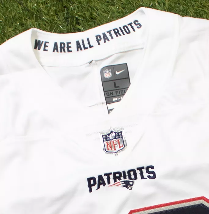 Tom Brady Back Signed White New England Patriots Road Jersey