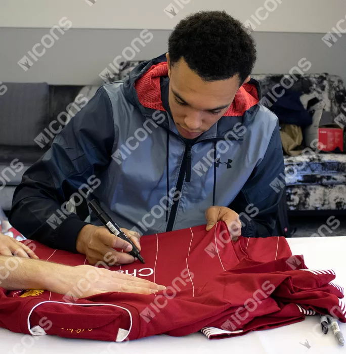 Trent Alexander-Arnold Front Signed Liverpool 2019-20 Home Shirt In Classic Frame