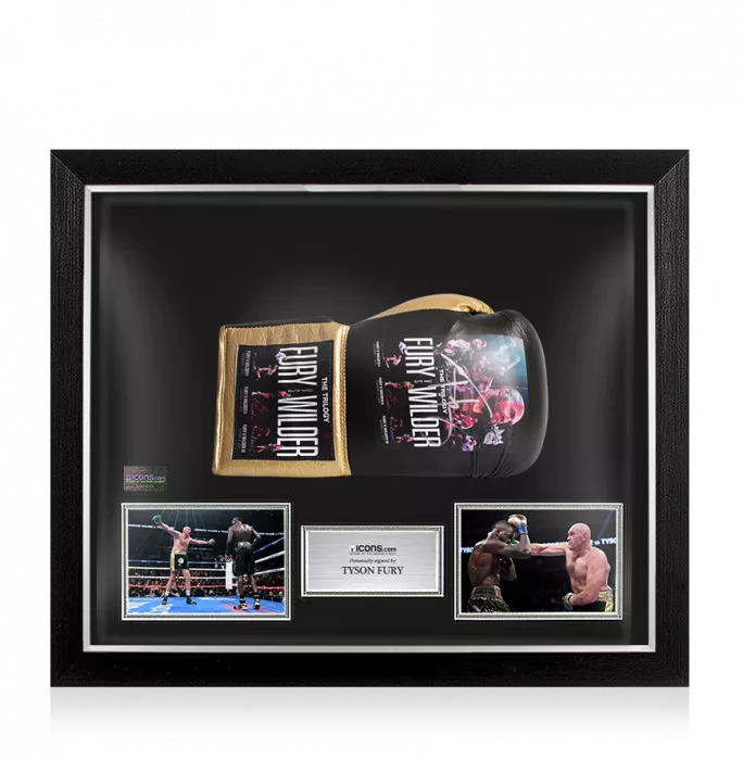 Tyson Fury Signed Boxing Glove In Bubble Frame: Option 1 - Fury Vs Wilder