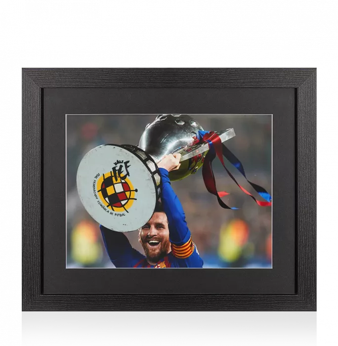 UNSIGNED Lionel Messi Photo In Black Wooden Frame: FC Barcelona La Liga Trophy Lift
