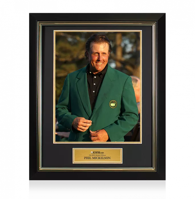 UNSIGNED Phil Mickelson Masters Trophy Framed Photo - The 2010 Masters Winner