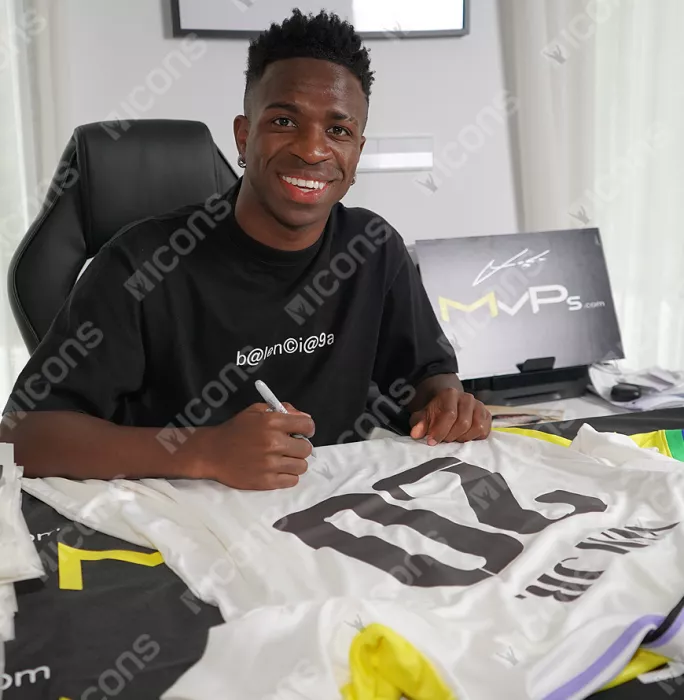 Vinicius Jr Back Signed Real Madrid CF 2022-23 Home Shirt With Fan Style Numbers In Hero Frame: Option 1