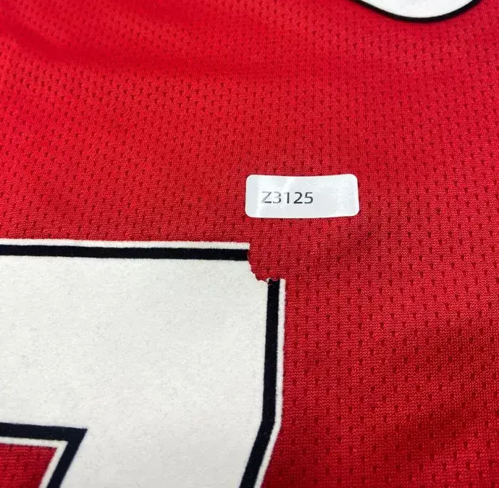 WAREHOUSE SECONDS Cristiano Ronaldo Back Signed Manchester United 2007-09 Home Shirt - Grade C