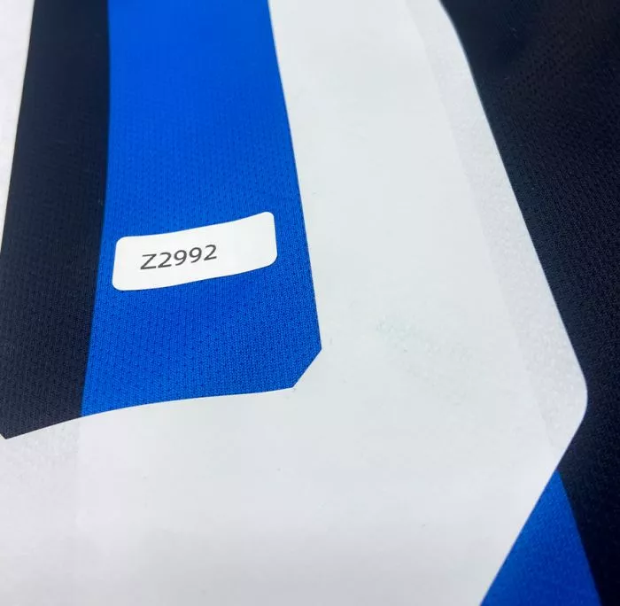 WAREHOUSE SECONDS Lautaro Martinez Back Signed Internazionale 2019-20 Home Shirt With Fan Style Numbers - Grade A