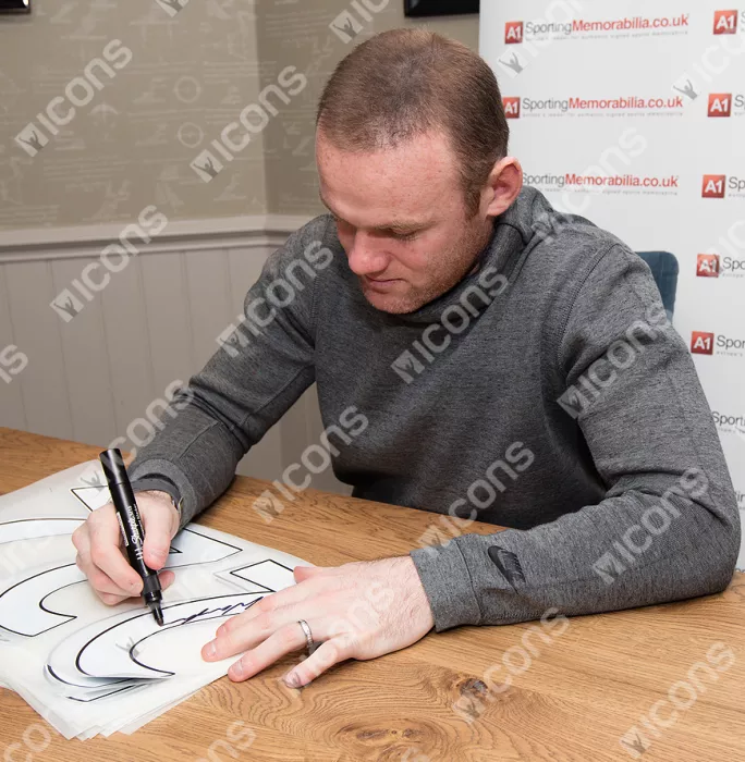 Wayne Rooney Back Signed Manchester United Home Shirt: Record Goalscorer Special Edition
