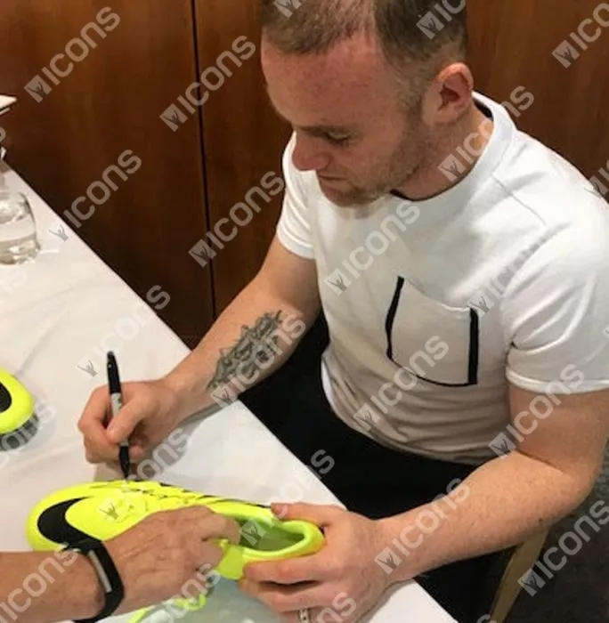 Wayne Rooney Signed Green Nike Hypervenom Phade Boot