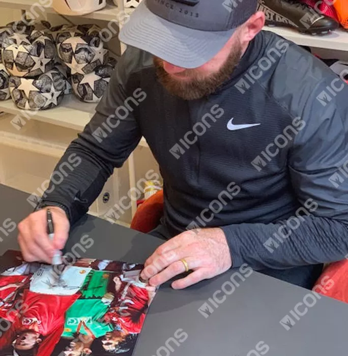 Wayne Rooney Signed Manchester United Photo In Black Wooden Frame: 2008 UEFA Champions League Winner