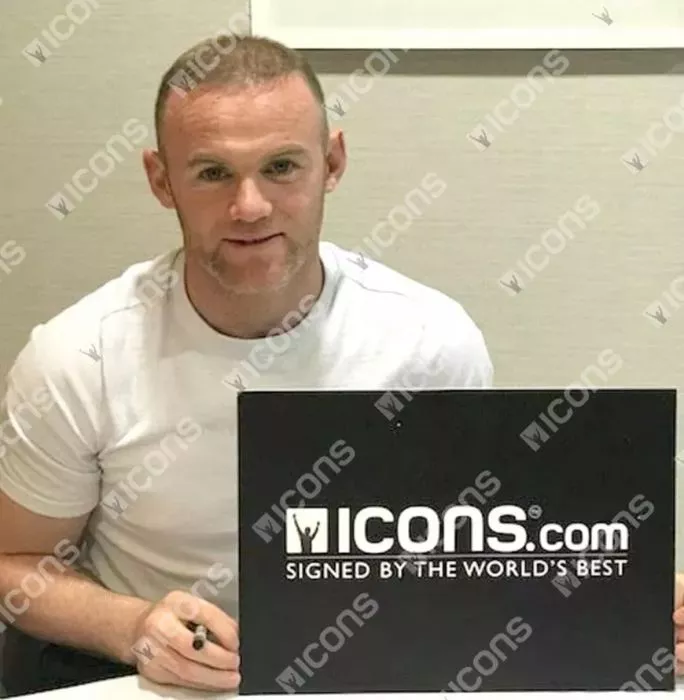 Wayne Rooney Signed White Nike Football Boot In Bubble Frame: Option 1