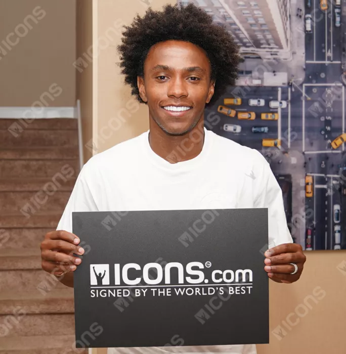 Willian Signed Plaque And Photo Frame: Chelsea FC Legend