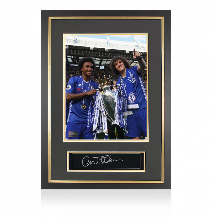 Willian Signed Plaque And Photo Frame: Chelsea FC Legend