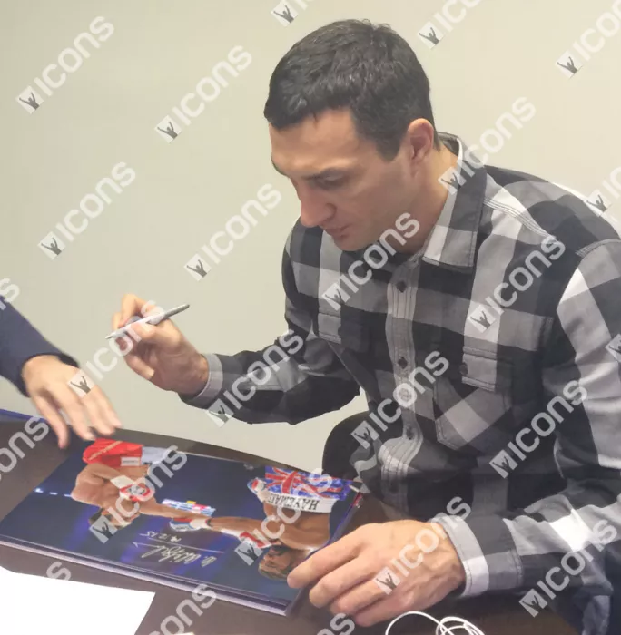 Wladimir Klitschko Signed Photo In Black Wooden Frame: Victory Vs David Haye