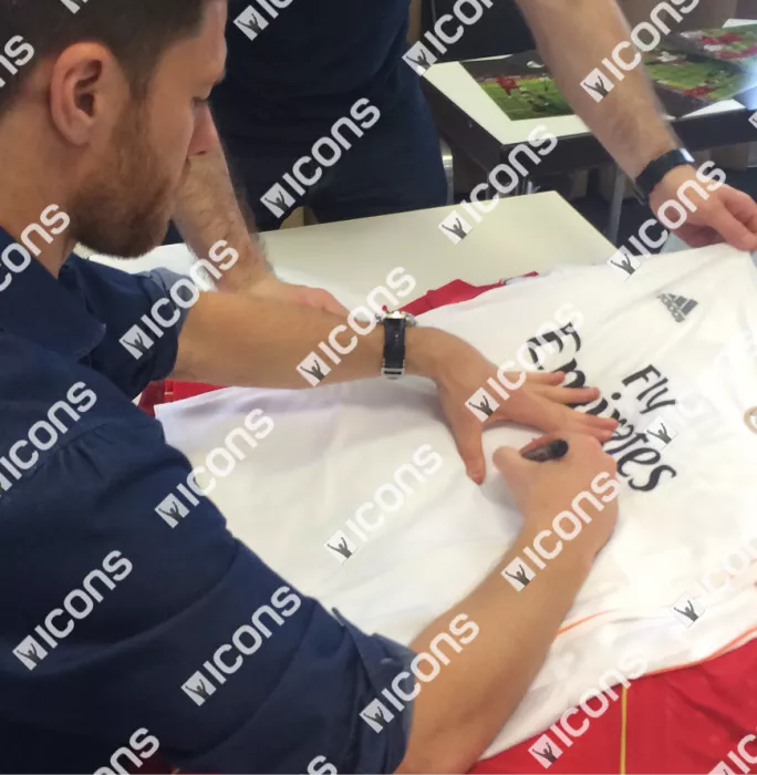 Xabi Alonso Front Signed Real Madrid 2013-14 Home Shirt: Campeones De Europa Edition