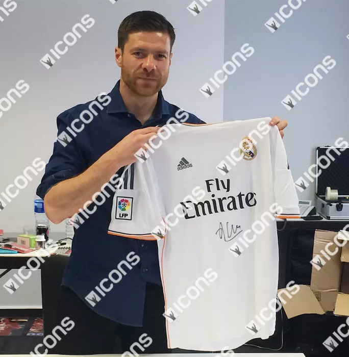 Xabi Alonso Front Signed Real Madrid 2013-14 Home Shirt: Campeones De Europa Edition