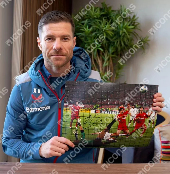 Xabi Alonso Signed Liverpool FC Photo In Premium Photo Frame: 2005 UEFA Champions League Final Goal