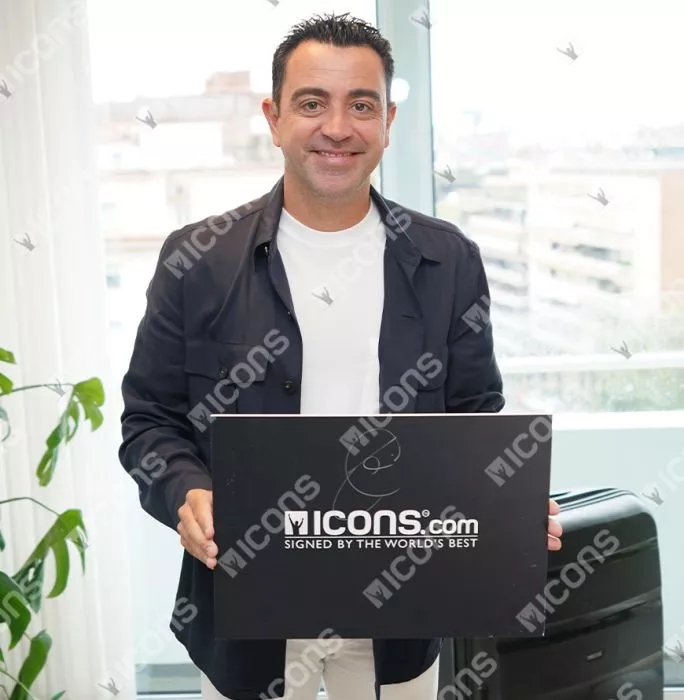 Xavi Back Signed Spain 2010 Home Shirt In Hero Frame: Option 1