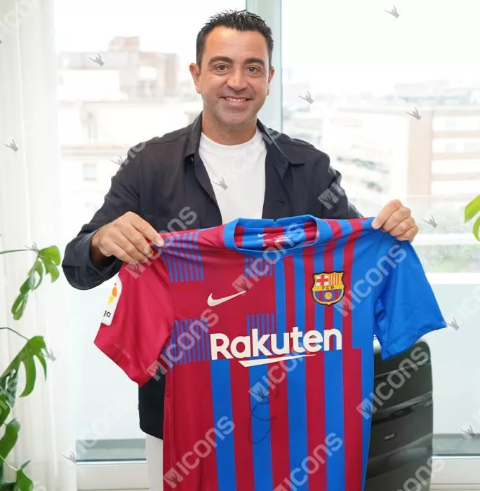 Xavi Official FC Barcelona Front Signed And Framed 2021-22 Home Shirt