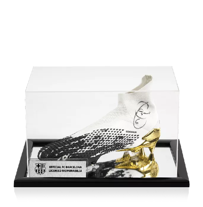 Xavi Official FC Barcelona Signed High Spec Adidas Predator Demonskin Boot In Acrylic Case