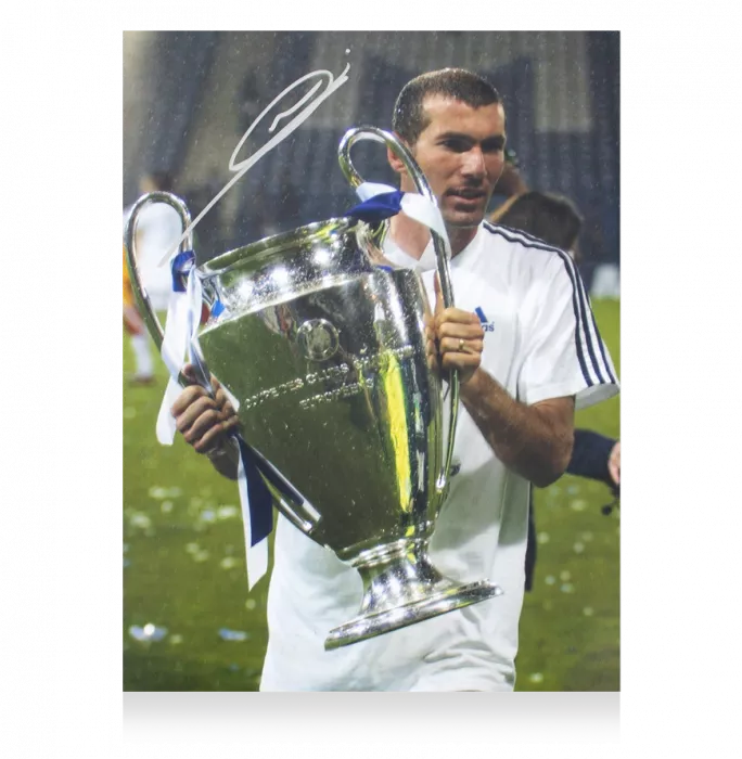 Zinedine Zidane Signed Real Madrid Photo: 2002 UEFA Champions League Winner