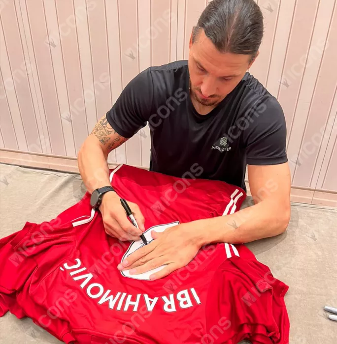 Zlatan Ibrahimovic Back Signed Manchester United 2016-17 Home Shirt With Fan Style Numbers In Hero Frame: Option 1